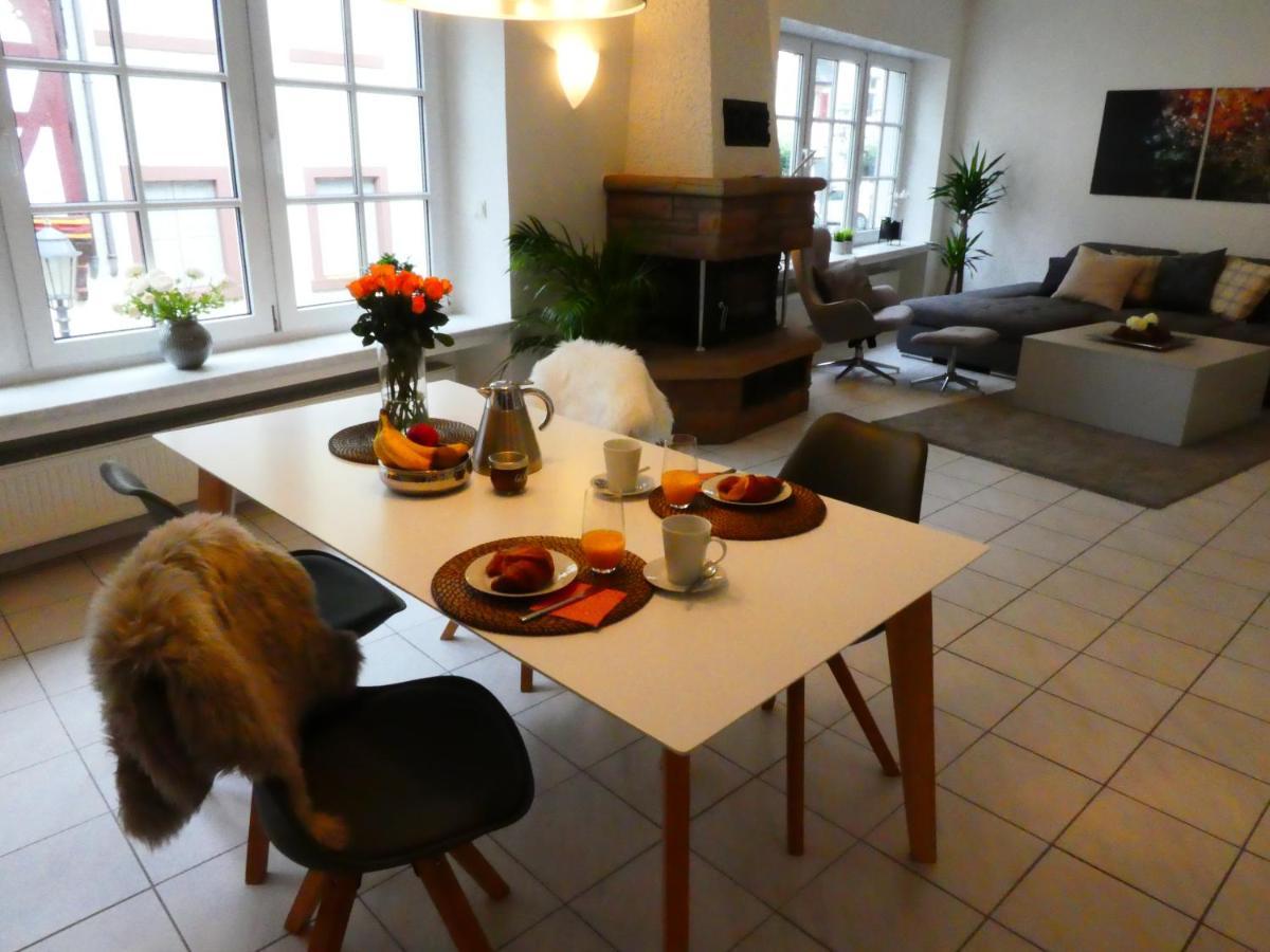 Ferienwohnung Rathausplatz Nr. 9 Ürzig Exterior foto
