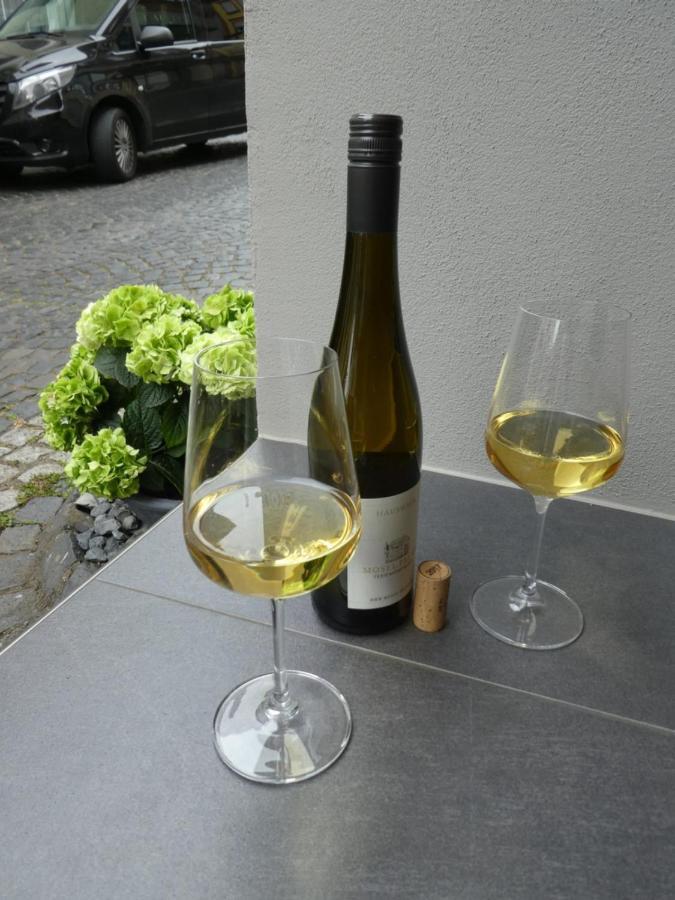Ferienwohnung Rathausplatz Nr. 9 Ürzig Exterior foto